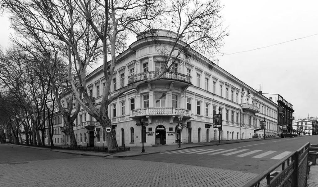 PUSHKINSKA AND LANZERONIVSKA STREETS